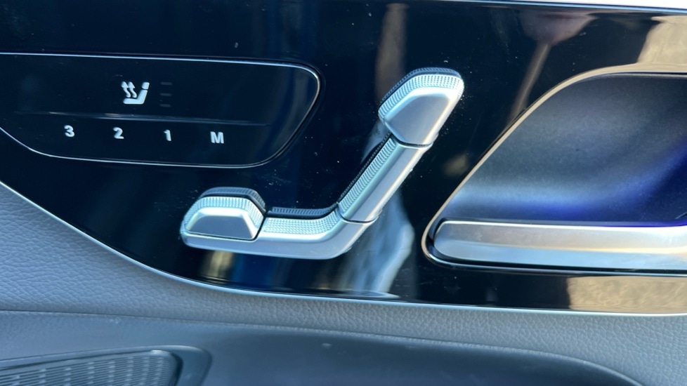 Used Mercedes-Benz GLC 2024 for sale - 76623480: Photo 33