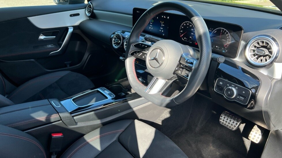 Used Mercedes-Benz A-Class 2024 for sale - 75943460: Photo 3