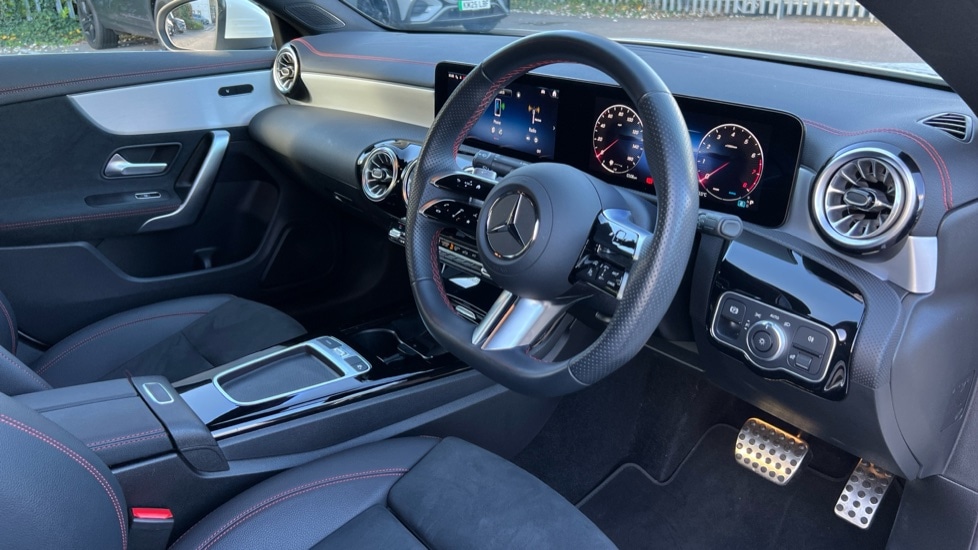 Used Mercedes-Benz CLA 2024 for sale - 76373002: Photo 3