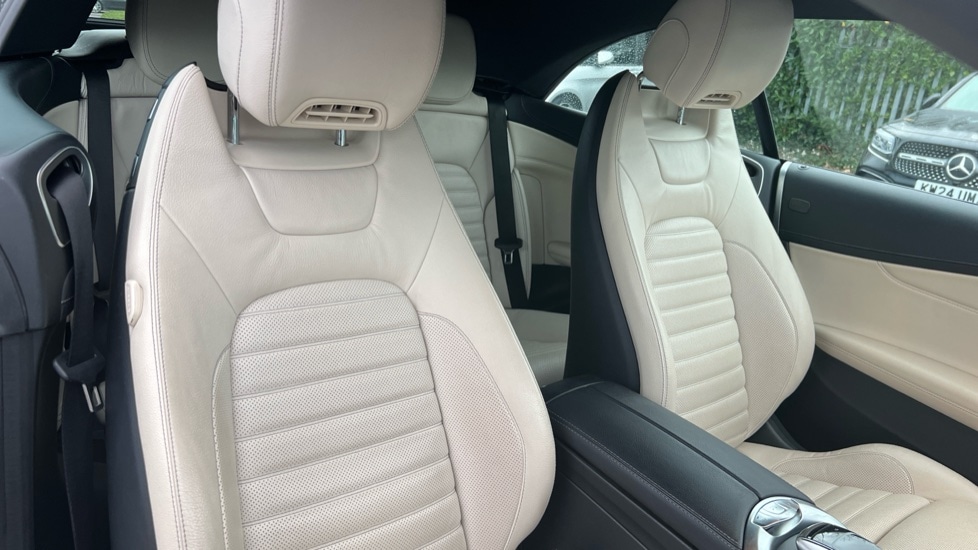 Used Mercedes-Benz C Class 2019 for sale - 76984009: Photo 14