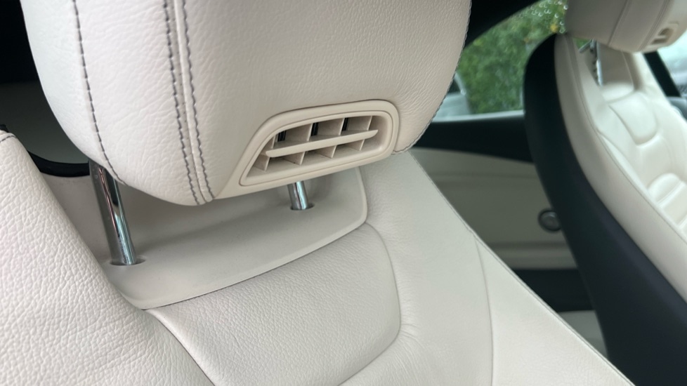 Used Mercedes-Benz C Class 2019 for sale - 76984009: Photo 35