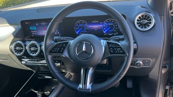 Used Mercedes-Benz EQA 2024 for sale - 75943356: Photo 12