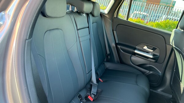 Used Mercedes-Benz EQA 2024 for sale - 75943356: Photo 15