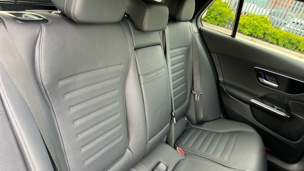 Used Mercedes-Benz C-Class 2022 for sale - 76044385: Photo 15