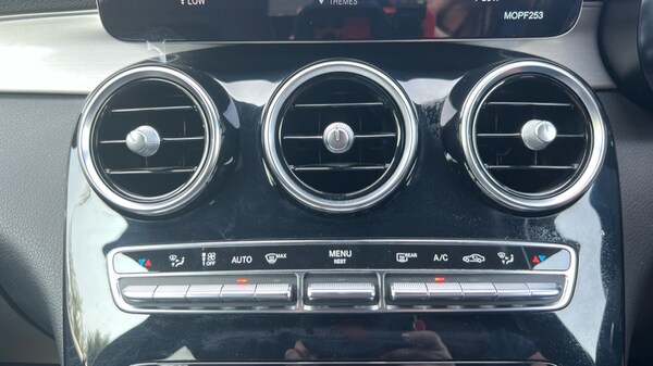 Used Mercedes-Benz GLC 2021 for sale - 76203629: Photo 41