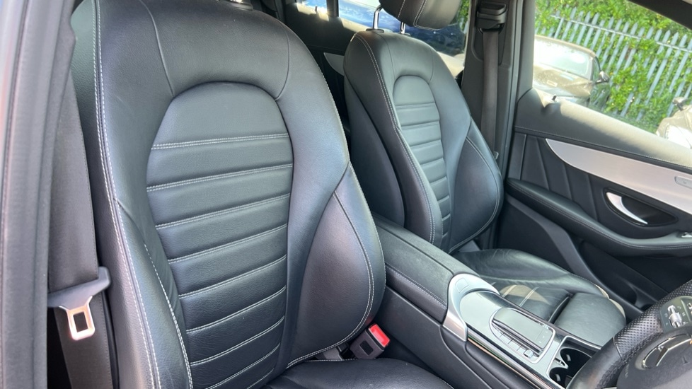 Used Mercedes-Benz GLC 2021 for sale - 76124816: Photo 14
