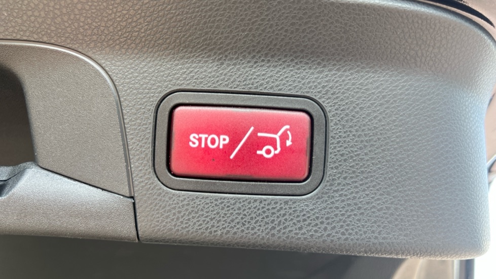 Used Mercedes-Benz GLC 2021 for sale - 76124816: Photo 31