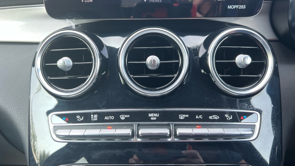 Used Mercedes-Benz GLC 2021 for sale - 76124816: Photo 41