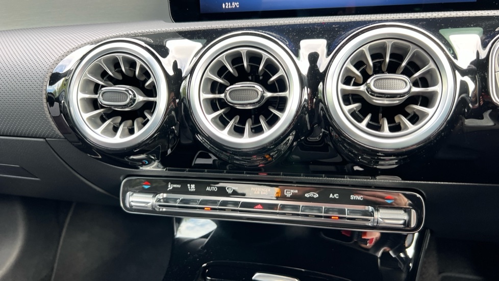 Used Mercedes-Benz A-Class 2024 for sale - 76556802: Photo 41