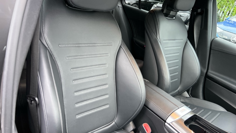 Used Mercedes-Benz C Class 2024 for sale - 76623618: Photo 14