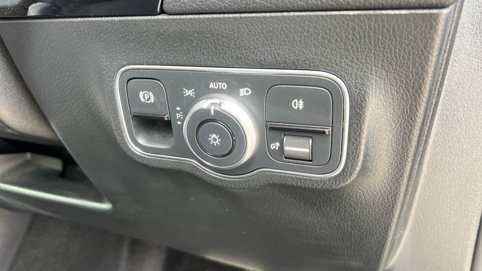 Used Mercedes-Benz EQA 2022 for sale - 76124358: Photo 36