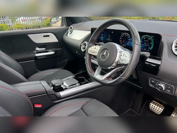Used Mercedes-Benz EQA 2022 for sale - 76124358: Photo 3