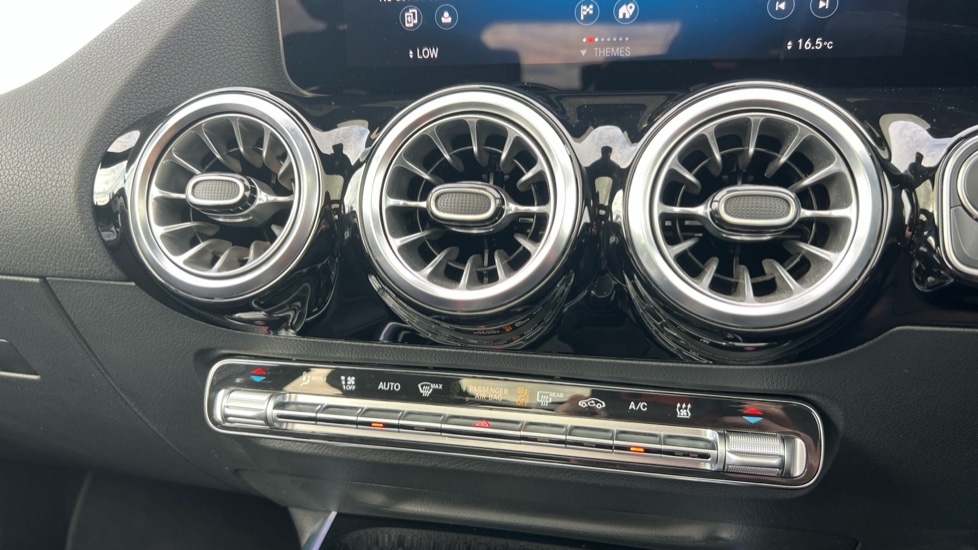 Used Mercedes-Benz EQA 2022 for sale - 76124358: Photo 41