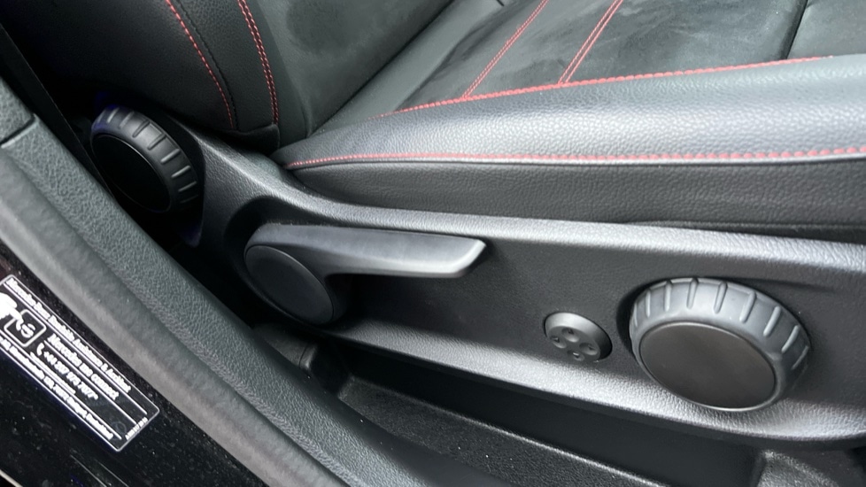 Used Mercedes-Benz GLB 2024 for sale - 77057868: Photo 34