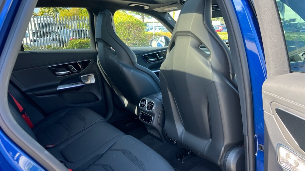 Used Mercedes-Benz GLC 2025 for sale - 76507574: Photo 24