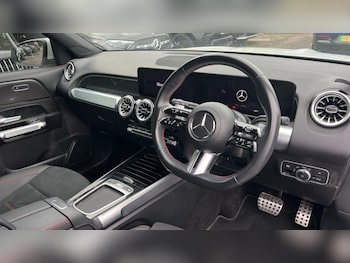 Used Mercedes-Benz GLB 2024 for sale - 76459127: Photo