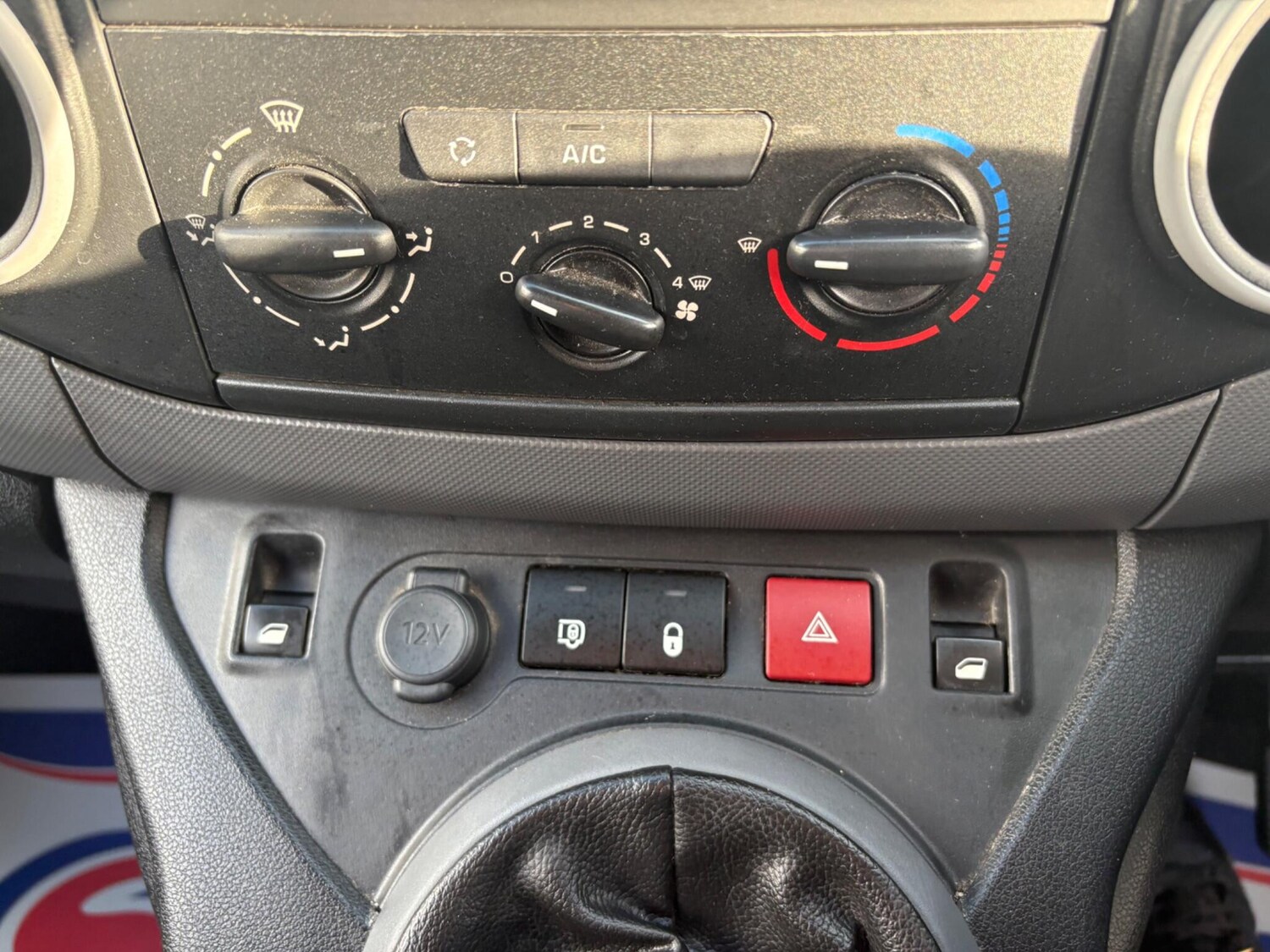 Used Peugeot Partner 2018 for sale - 77969994: Photo 16