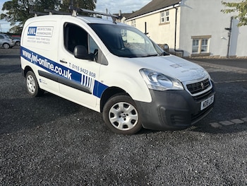 Used Peugeot Partner 2018 for sale - 77969994: Photo