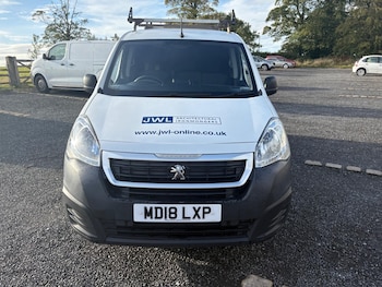 Used Peugeot Partner 2018 for sale - 77969994: Photo