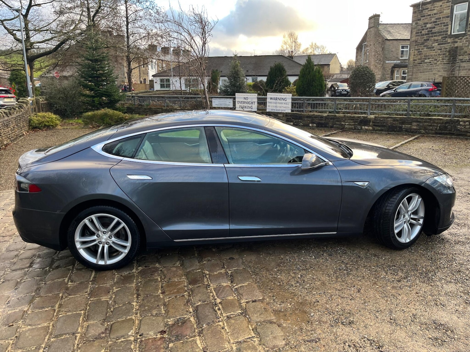 Used Tesla Model S 2016 for sale - 77864781: Photo 19