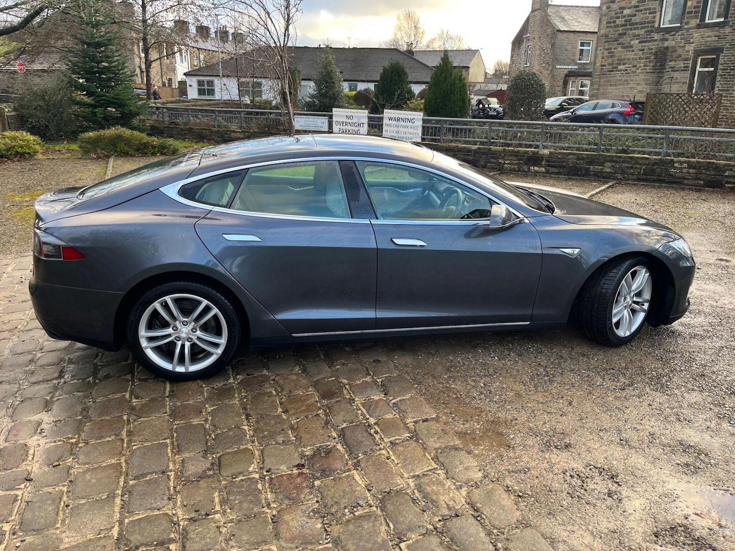 Used Tesla Model S 2016 for sale - 77864781: Photo 20