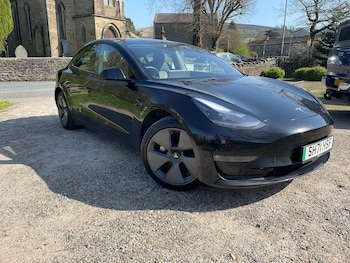Used Tesla Model 3 2021 for sale - 78260000: Photo