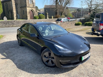 Used Tesla Model 3 2021 for sale - 78260000: Photo