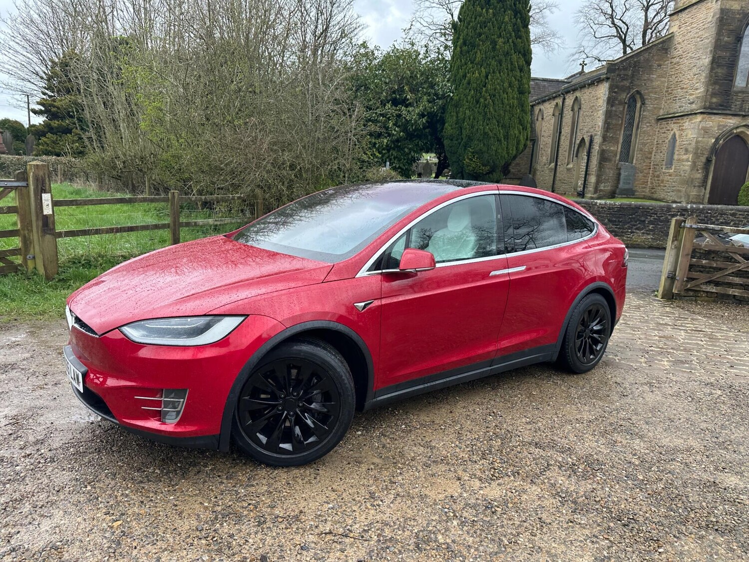 Used Tesla Model X 2017 for sale - 78127559: Photo 13