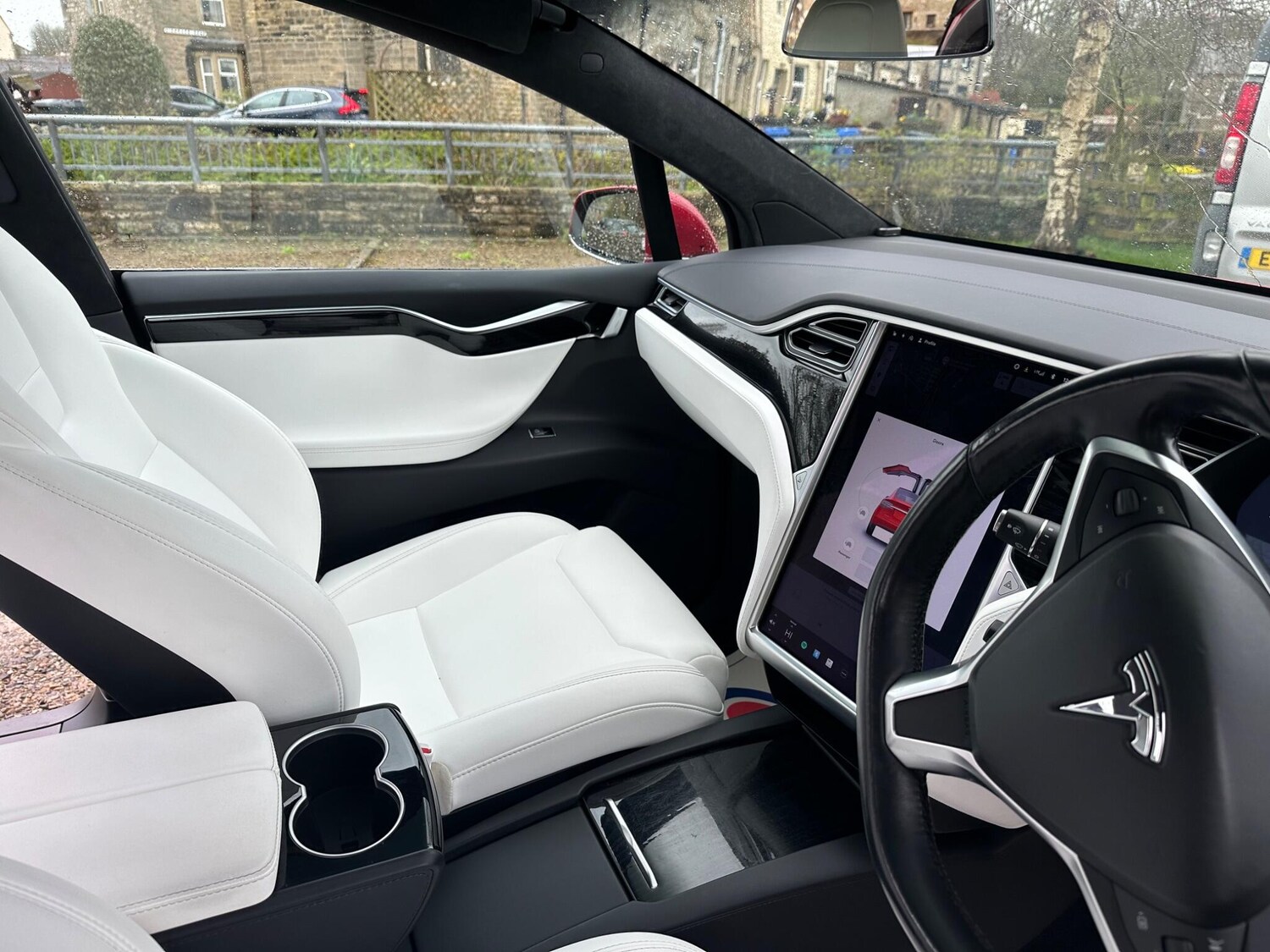 Used Tesla Model X 2017 for sale - 78127559: Photo 36