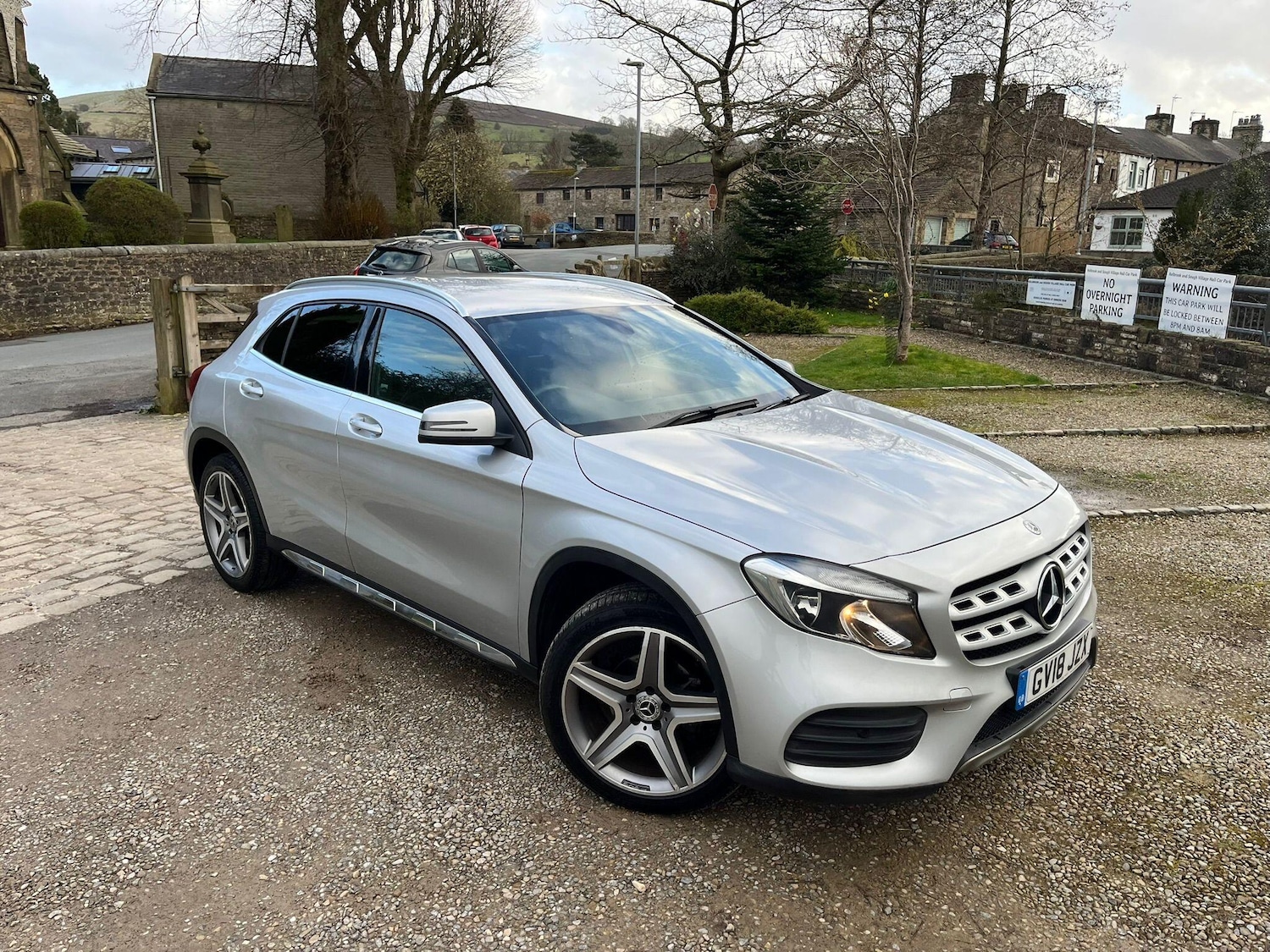Used Mercedes-Benz GLA 2018 for sale - 78127338: Photo 2