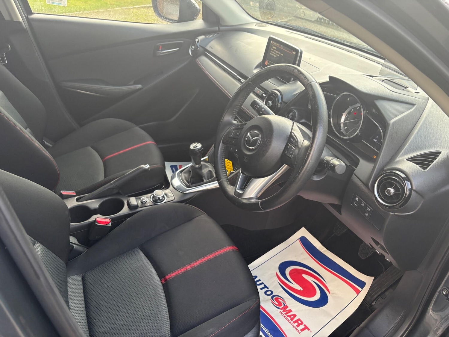 Used Mazda Mazda2 2015 for sale - 77992950: Photo 14