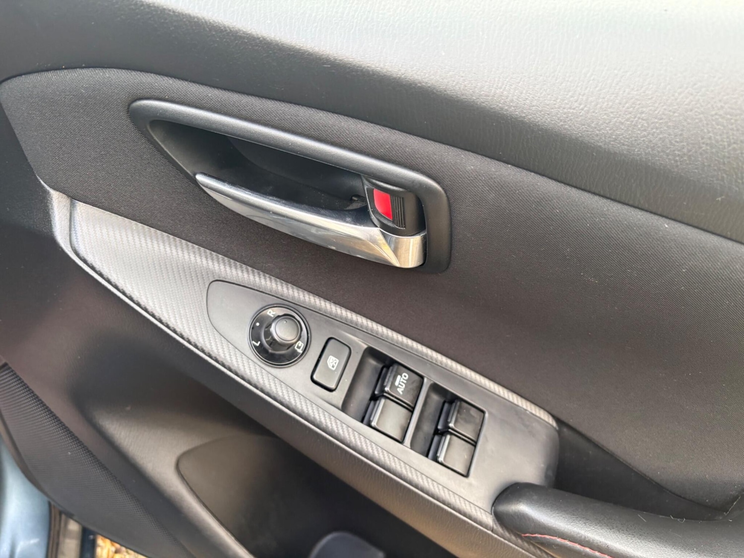 Used Mazda Mazda2 2015 for sale - 77992950: Photo 18