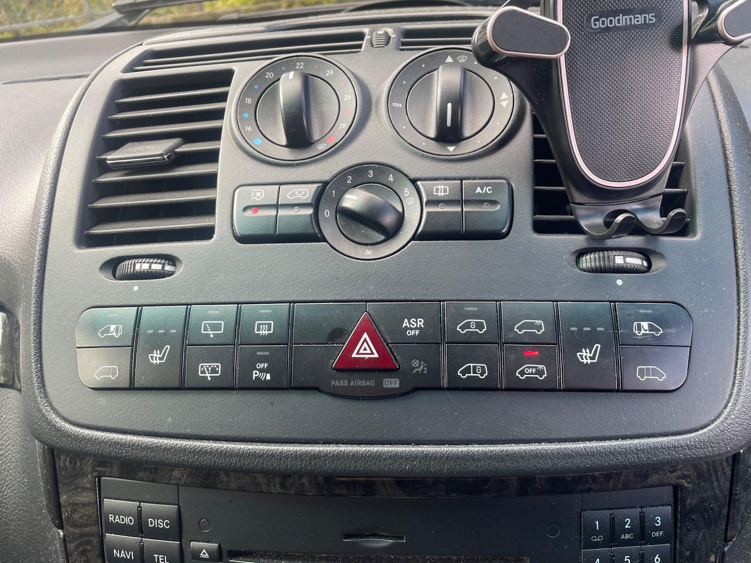 Used Mercedes-Benz Viano for sale - 77883387: Photo 27