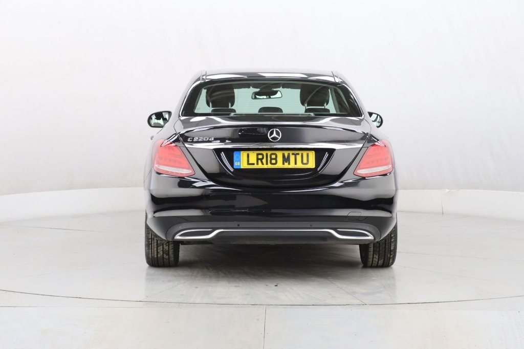 Used Mercedes-Benz C Class 2018 for sale - 77583159: Photo 9