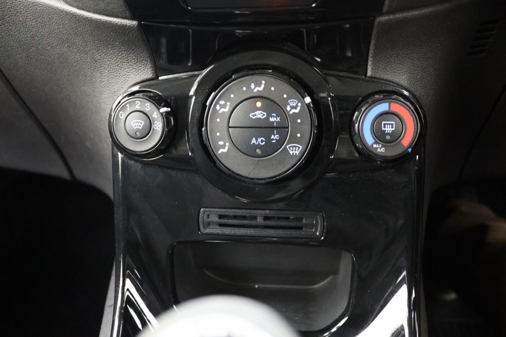 Used Ford Fiesta 2015 for sale - 77287624: Photo 13