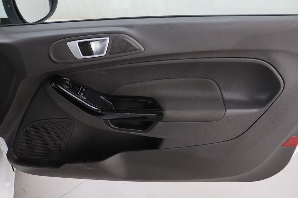 Used Ford Fiesta 2015 for sale - 77287624: Photo 25