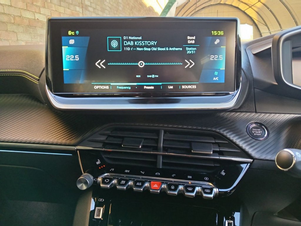 Used Peugeot 2008 2022 for sale - 76665791: Photo 8