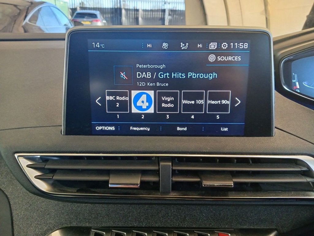 Used Peugeot 5008 2020 for sale - 76909951: Photo 13