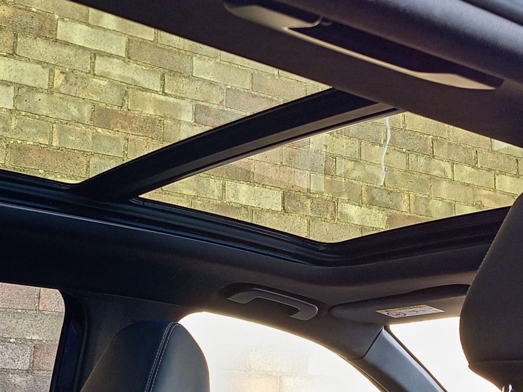 Used Peugeot 5008 2020 for sale - 76909951: Photo 2