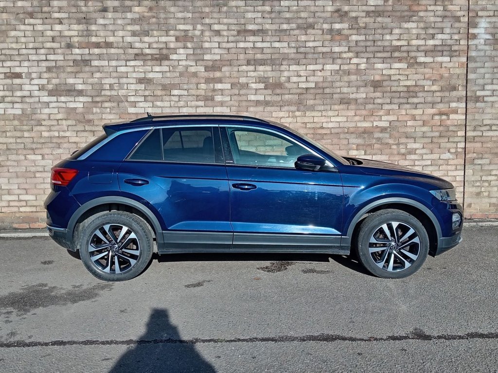 Used Volkswagen T-Roc 2021 for sale - 76542036: Photo 2