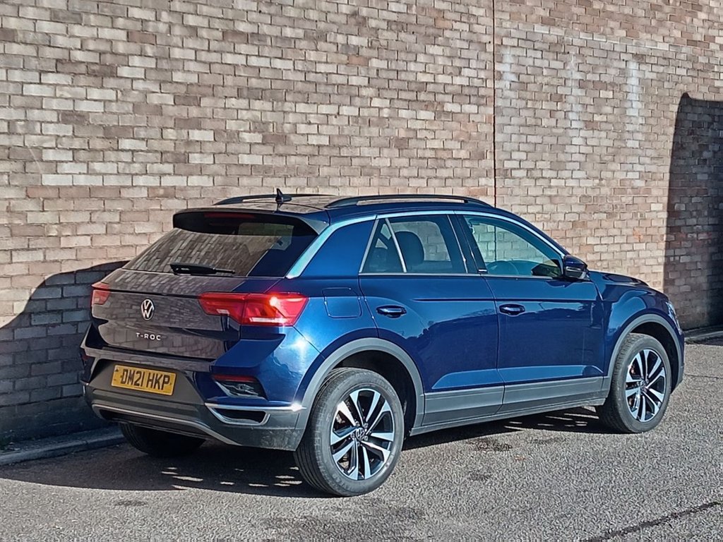 Used Volkswagen T-Roc 2021 for sale - 76542036: Photo 3