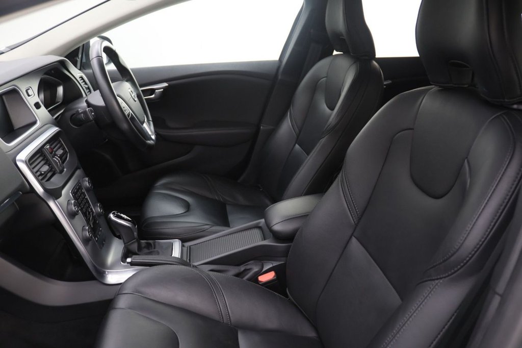 Used Volvo V40 2019 for sale - 77654577: Photo 23