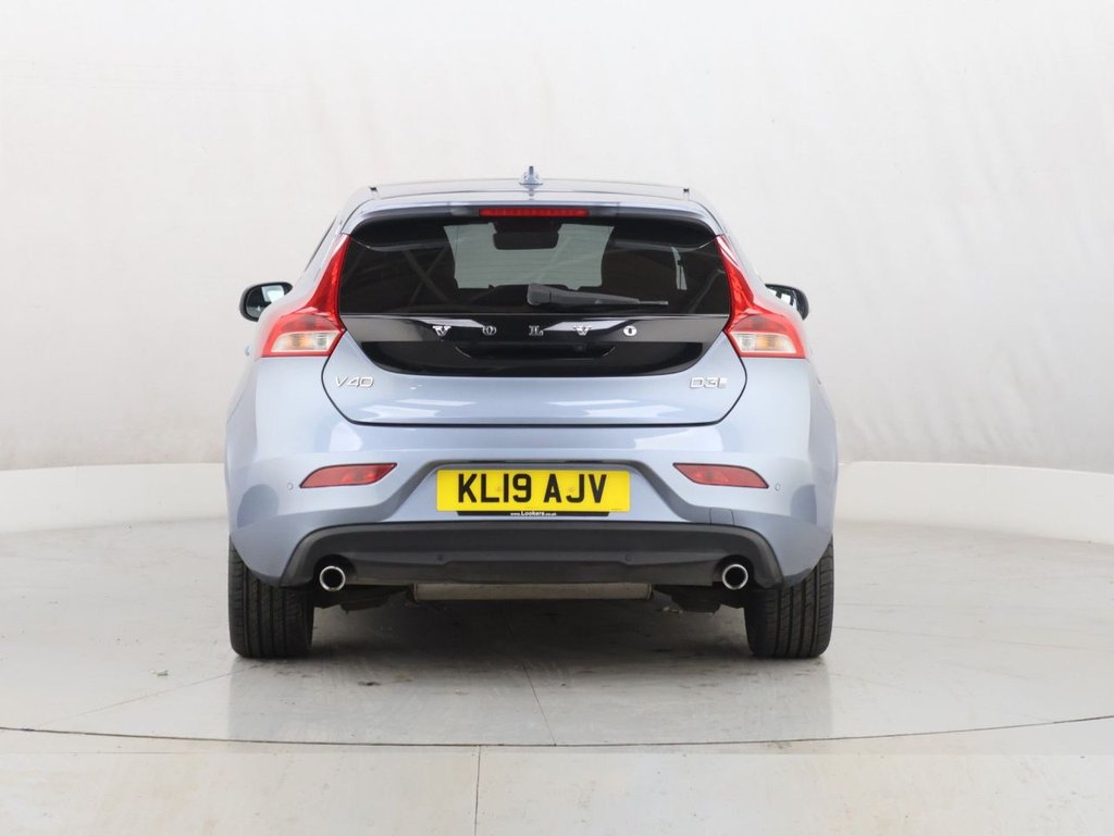 Used Volvo V40 2019 for sale - 77654577: Photo 9