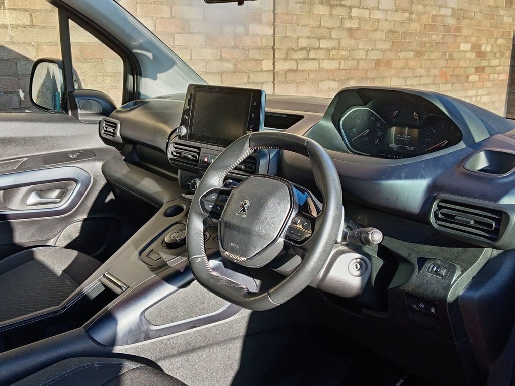 Used Peugeot Rifter 2020 for sale - 76820520: Photo 5