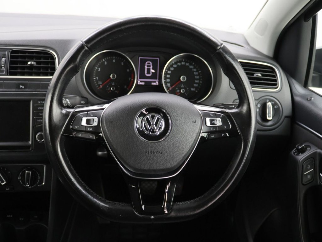 Used Volkswagen Polo 2014 for sale - 76546543: Photo 19