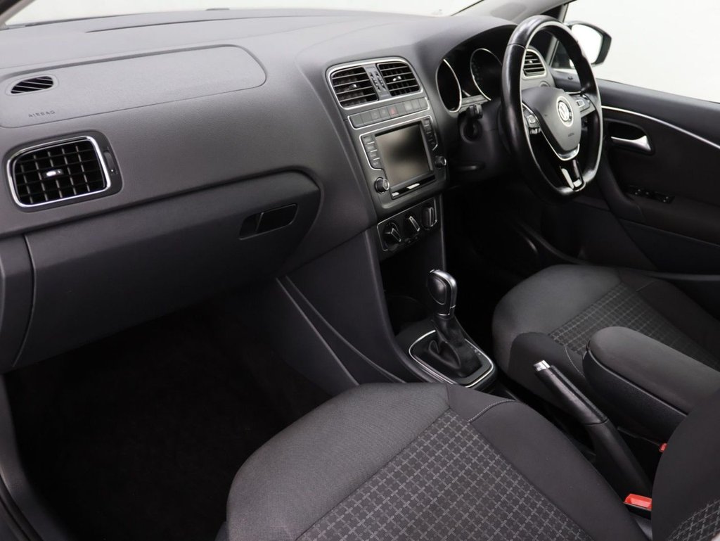 Used Volkswagen Polo 2014 for sale - 76546543: Photo 23