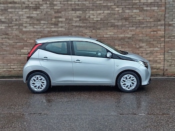 Used Toyota AYGO 2021 for sale - 78930545: Photo