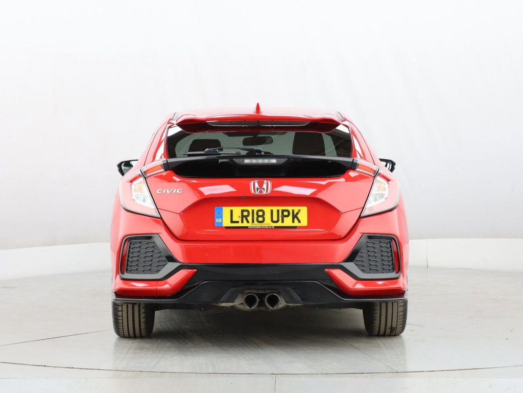 Used Honda Civic 2018 for sale - 76542158: Photo 9