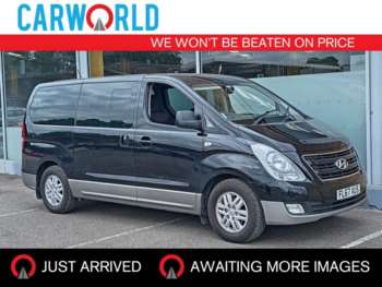2017 (67) - 2.5 CRDi SE MPV 5dr Diesel Manual Euro 6 (136 ps)