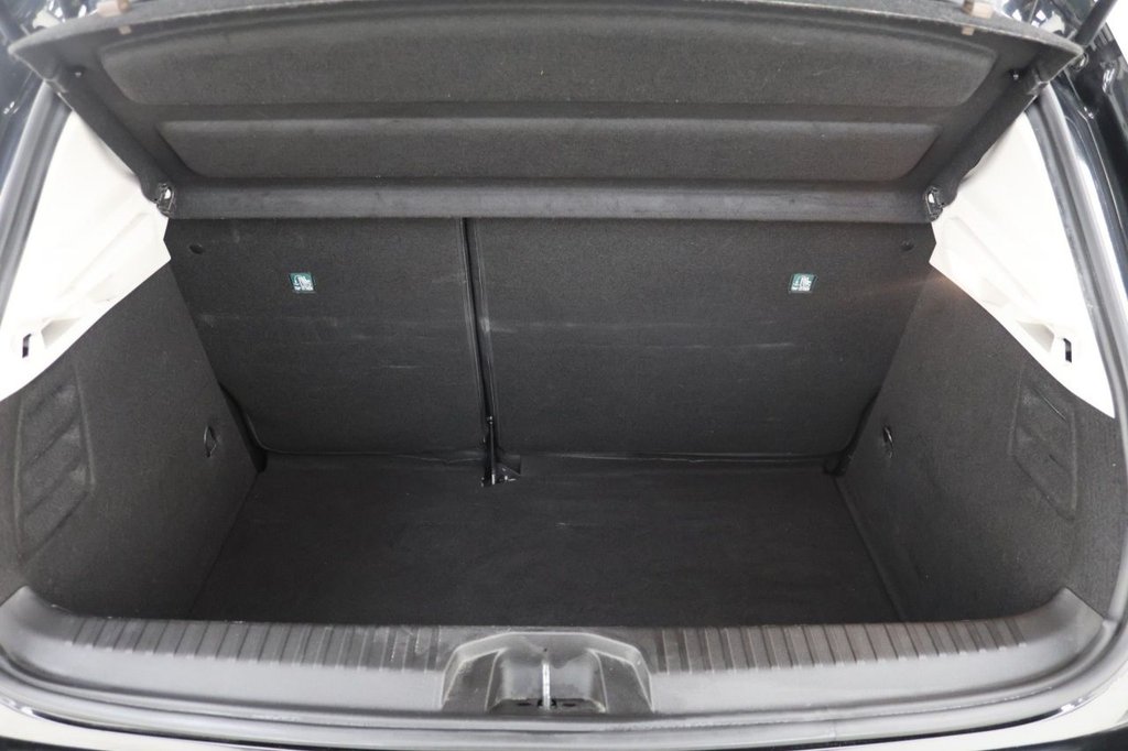 Used Renault Clio 2020 for sale - 78082532: Photo 24